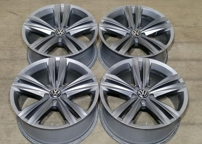 Оригинальные диски R19 на VW Touareg III
