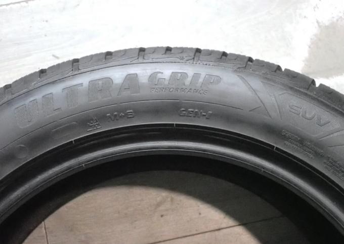 Goodyear UltraGrip Performance SUV Gen-1 255/50 R19 107V