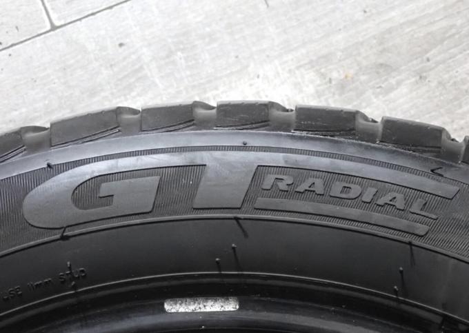 GT Radial Champiro IcePro 225/50 R17 94T