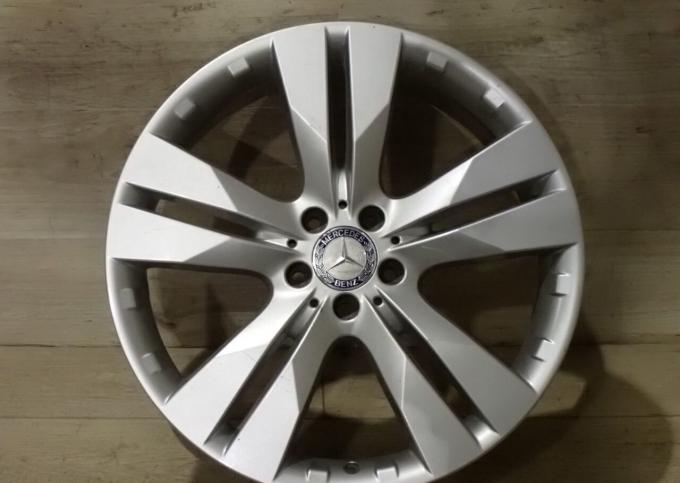 Три оригинальных диска R20 Mercedes GLE