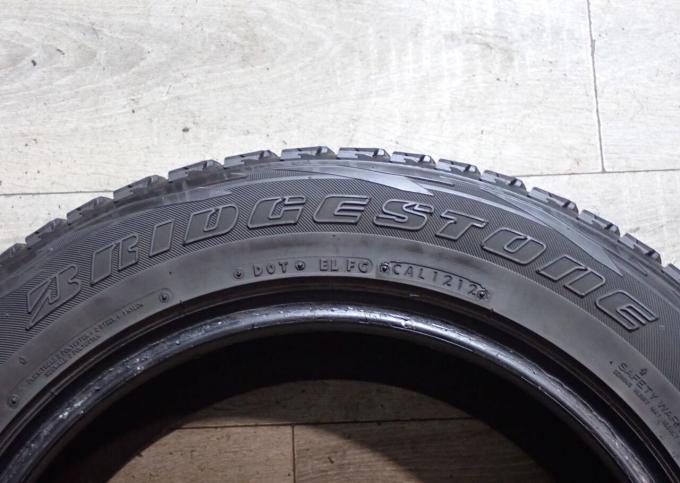 Bridgestone Blizzak DM-V1 225/60 R17 99R