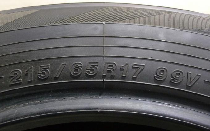 Yokohama BluEarth-A AE-50 215/65 R17 99V