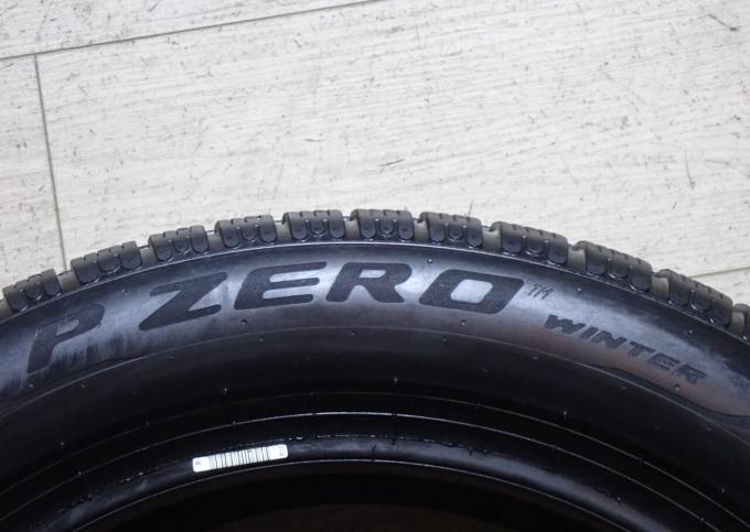 Pirelli P Zero Winter 245/50 R19 105H