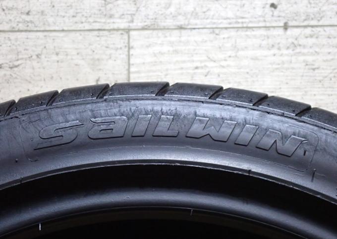 Sailwin Sportway 56 245/40 R18 97W