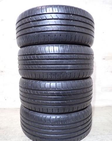 Kumho Ecsta HS51 215/50 R17 95W