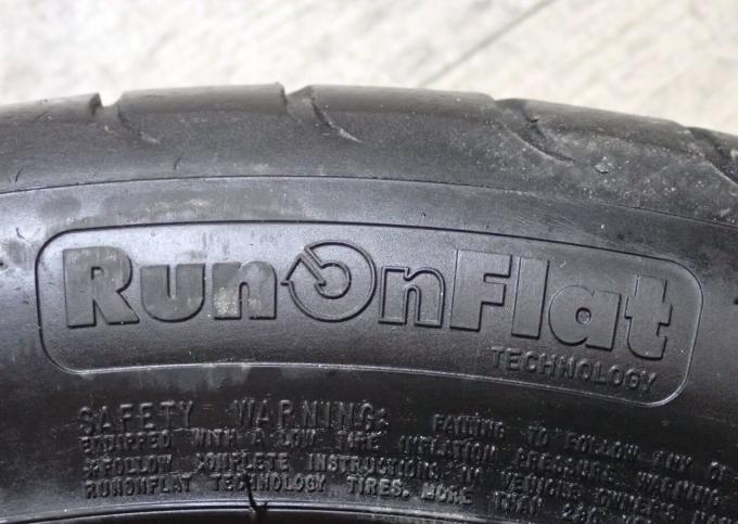 Goodyear EfficientGrip 245/45 R19 102Y