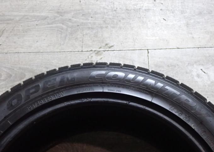 Toyo Open Country W/T 295/40 R20 110V