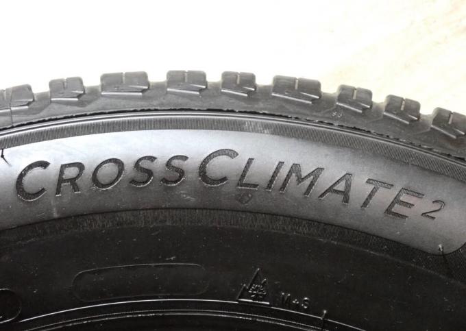 Michelin CrossClimate 2 235/65 R18 106V