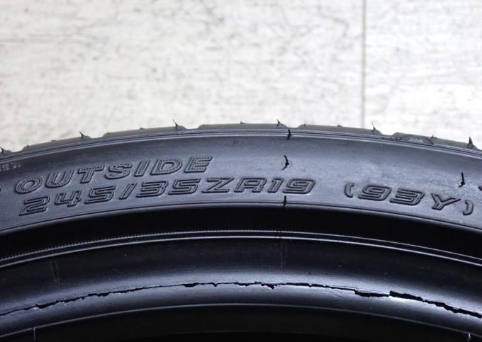 Falken Azenis FK-510 245/35 R19 93Y