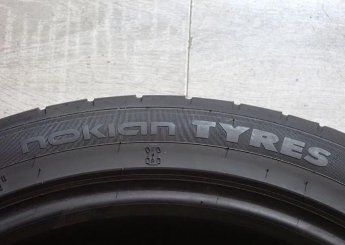 Nokian Tyres Hakka Black 2 255/40 R19 100Y