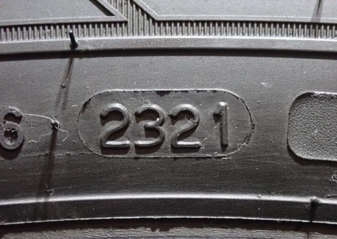 Nokian Tyres Nordman 8 SUV 225/60 R18 104