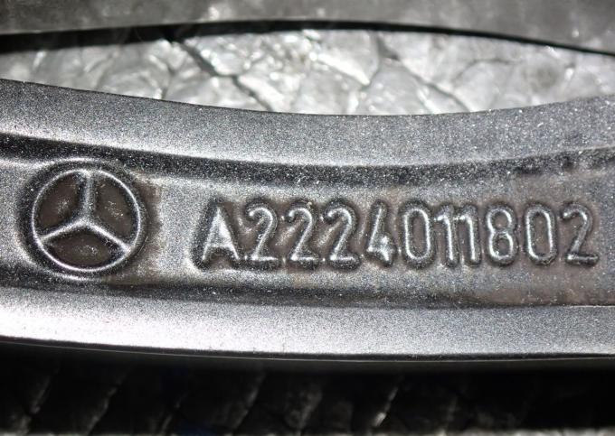 Один диск оригинал задний Mercedes W222 R20 сварка