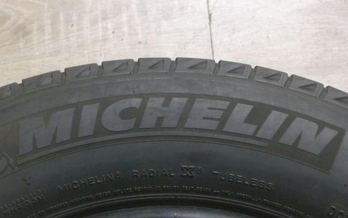 Michelin Latitude X-Ice XI2 235/65 R17 108T