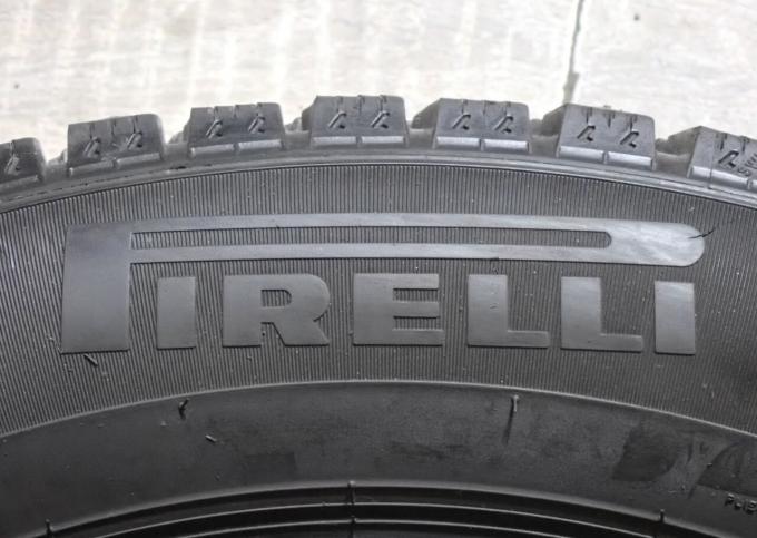 Pirelli Ice Zero 235/55 R18 104T