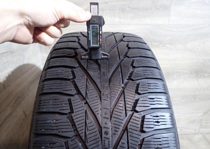 Nokian Tyres Hakkapeliitta R2 SUV 275/50 R20 113R