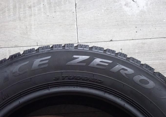 Pirelli Ice Zero 235/55 R18 104T