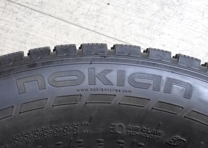 Nokian Tyres Hakkapeliitta 7 SUV 265/60 R18 114T