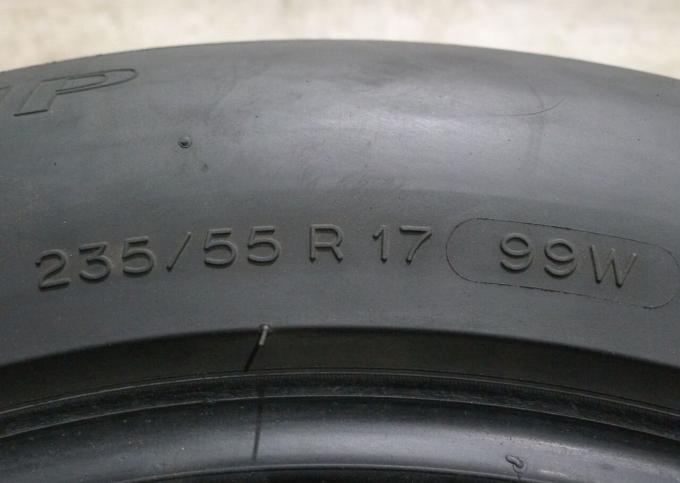 Michelin Primacy HP 235/55 R17 99W