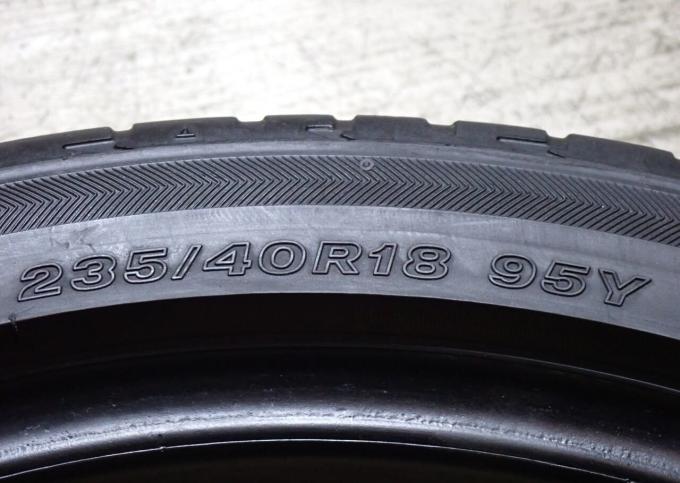 Bridgestone Potenza S001 235/40 R18 95Y