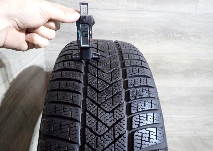 Pirelli Winter Sottozero 3 225/55 R18 102V