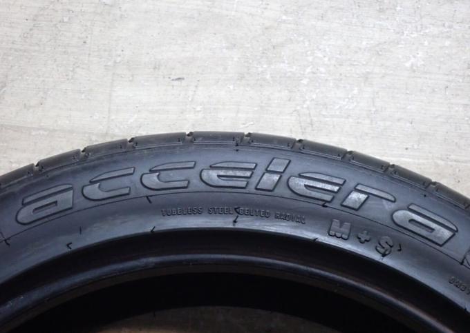 Accelera PHI 245/45 R20 103Y