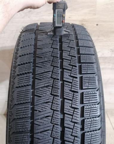 Kapsen SnowShoes AW33 225/45 R18 91H