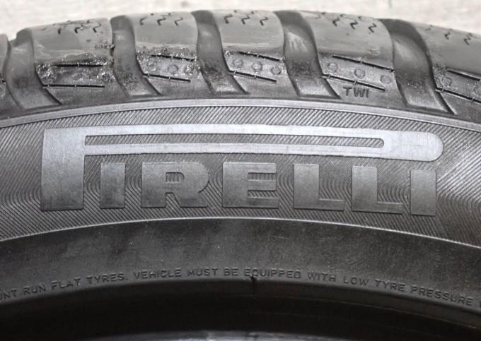 Pirelli Winter Sottozero 3 245/45 R19 102V