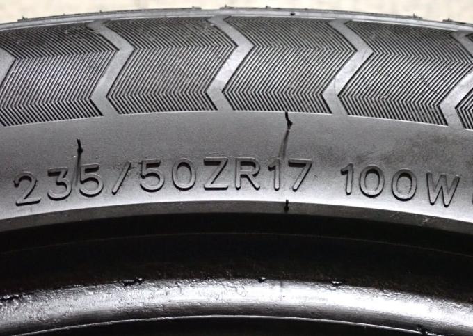 Evergreen EU728 235/50 R17 100W