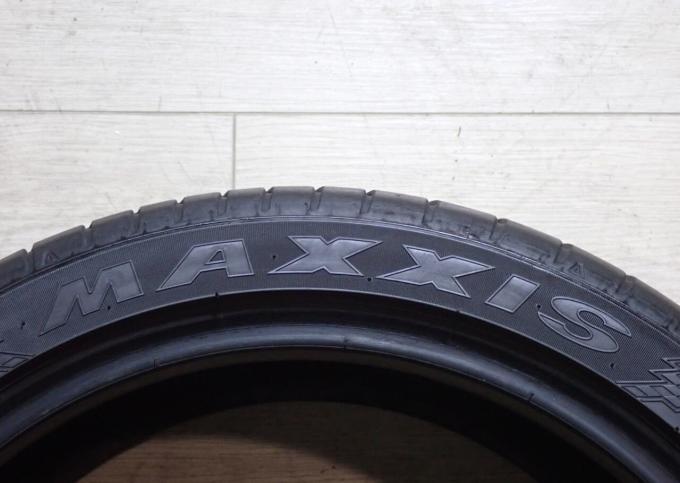 Maxxis Victra Sport VS5 245/40 R18 97Y