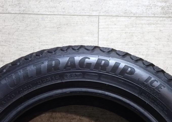 Goodyear Ultragrip Ice Arctic 205/55 R16 94T