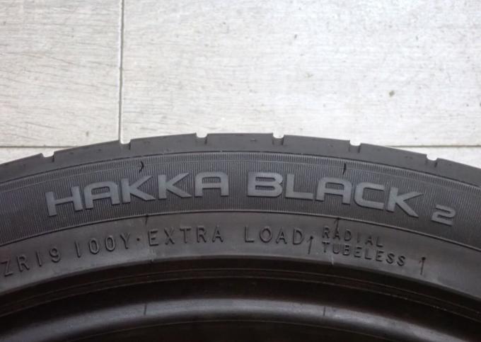 Nokian Tyres Hakka Black 2 255/40 R19 100Y