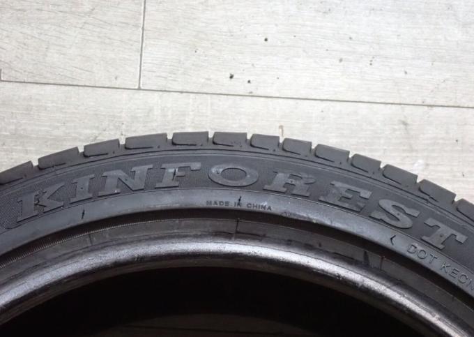 Kinforest KF-550 255/40 R19 100Y