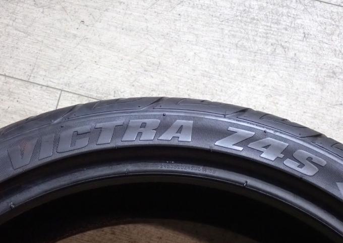 Maxxis MA-Z4S Victra 245/35 R20 95W