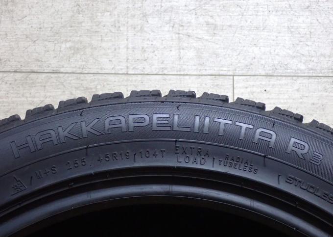 Nokian Tyres Hakkapeliitta R3 255/45 R19 104T