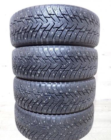 Nokian Tyres Hakkapeliitta 8 SUV 215/65 R17 103T