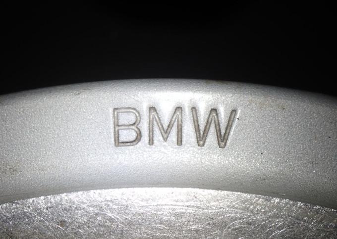 Один оригинальный R19 диск BMW 7 series