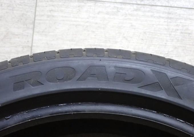 RoadX RXMotion U11 255/35 R20 97Y