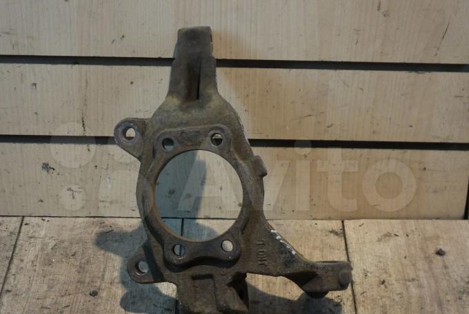 Кулак поворотный передний Nissan Teana J31 40015CN000
