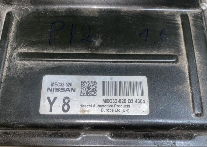 Nissan Primera P12 блок управления двигателем MEC32520