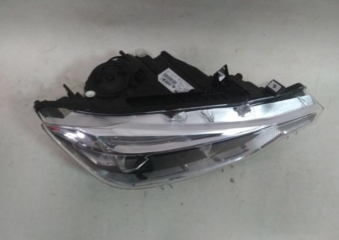 Фара правая BMW F30 LED рестайлинг 747130603