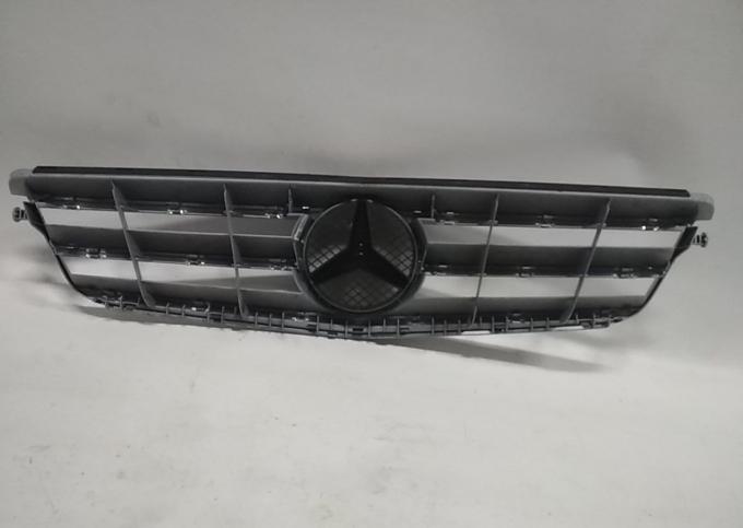 Решётка радиатора Mercedes c204 avangard 2048800023