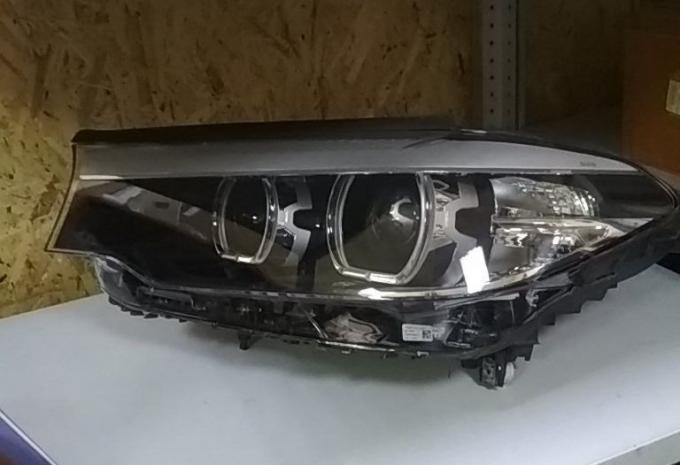 Фара правая BMW G30 LED 5er 2016 63117214952