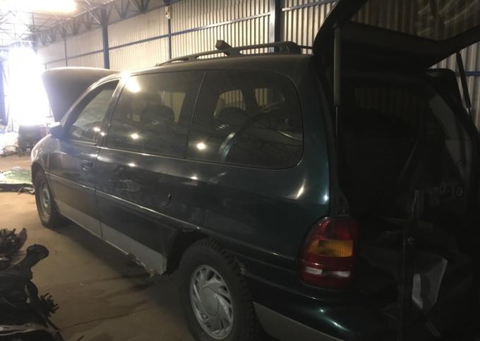 Ford Windstar 1995 года 3.8 AT