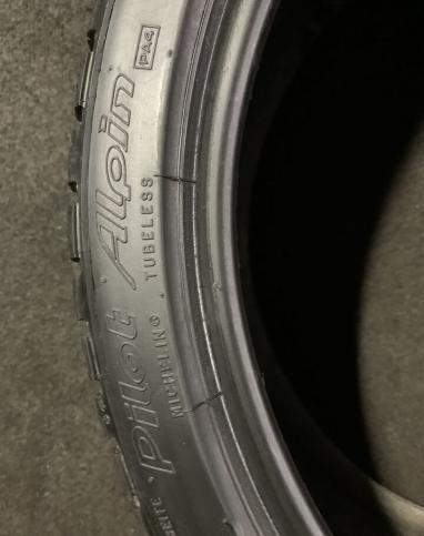 Michelin Pilot Alpin 235/35 R20