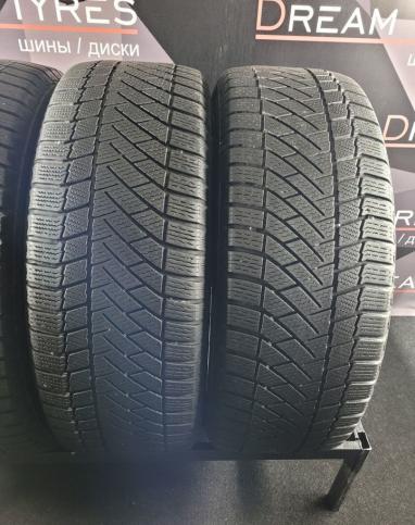 Continental ContiVikingContact 6 SUV 235/55 R19 и 255/50 R19 107T