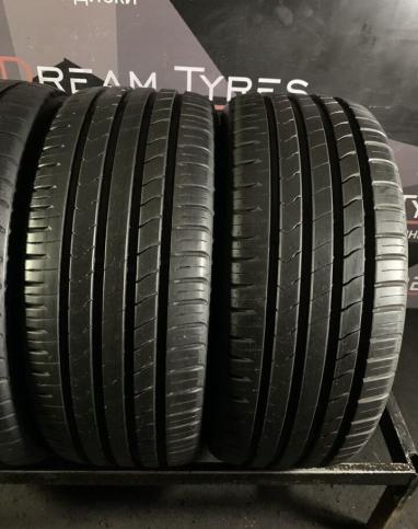 Kumho Ecsta HS51 225/45 R17