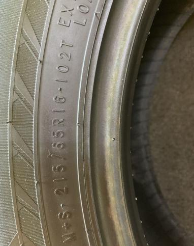 Nokian Tyres Hakkapeliitta 10p SUV 215/65 R16