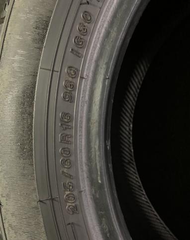 Yokohama Ice Guard IG60 205/60 R16 96Q