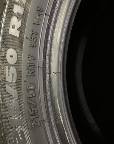 Pirelli Ice 215/50 R17