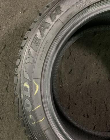 Goodyear Ultragrip 600 205/55 R16